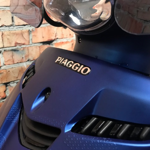 piaggio embleem origineel voorkap