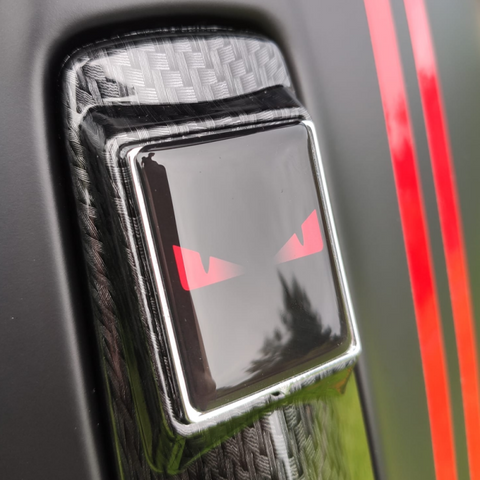 boze ogen rood voor vespa