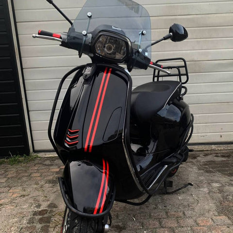 reflectietape rood op vespa sprint