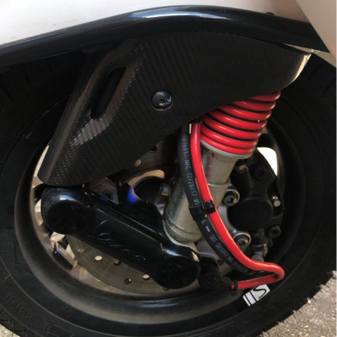 rode remvloeistof- of benzineslang
