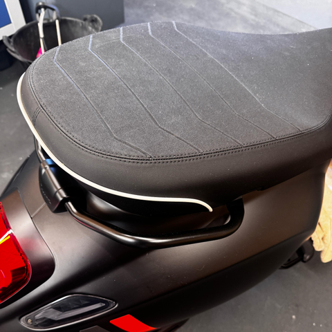 Saddle cover Vespa Sprint Euro5 facelift original (exclusive!)
