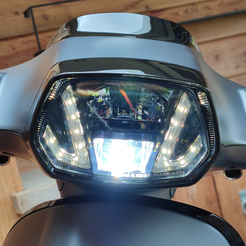 sip led koplamp voor vespa sprint