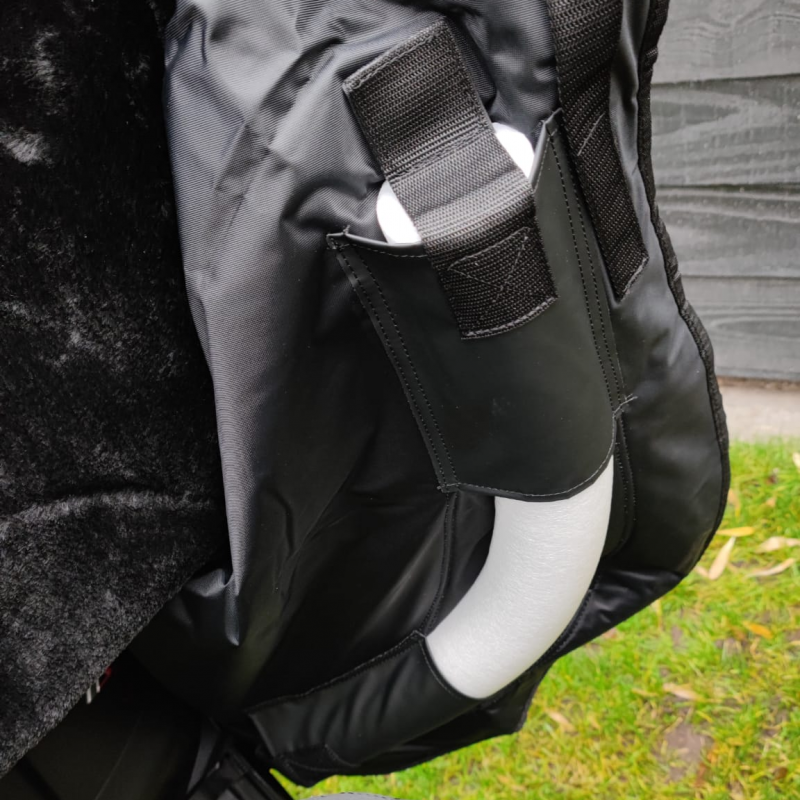 beenkleed met witte staaf voor vespa sprint en primavera