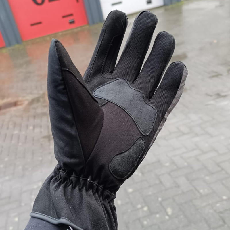 binnenkant handschoen van het merk tucano