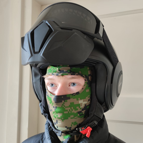 balaclava voor helm in het camouflage groen