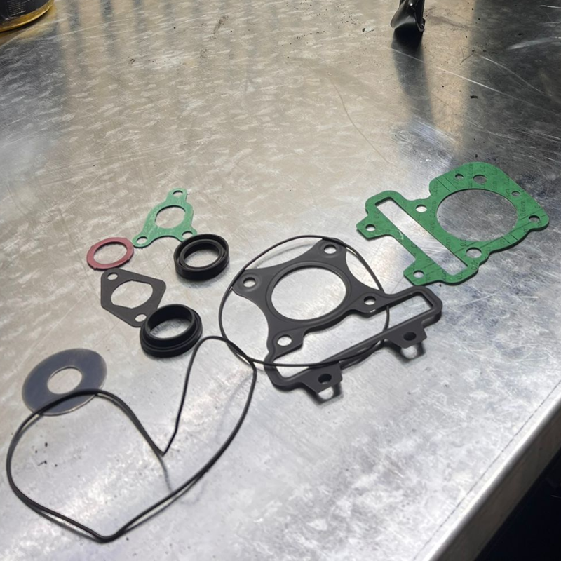 Complete gasket top set Piaggio 4T 3V cylinder original