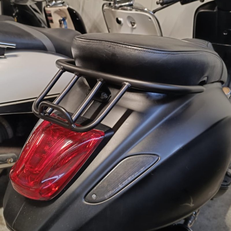 Indo-style achterrekje Vespa Sprint/Primavera (Made in EU)