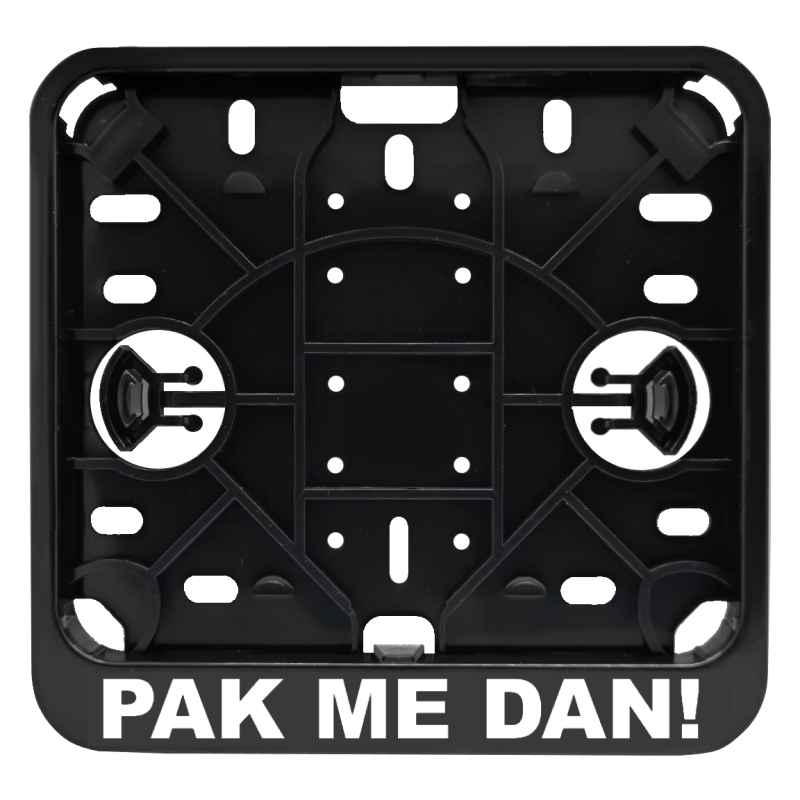 kentekenplaathouder bedrukt met de tekst: "pak me dan"