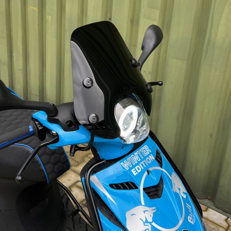 Piaggio Zip low windshield gloss black (Made in EU)