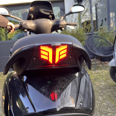 LED rear light Piaggio Zip EVO-2