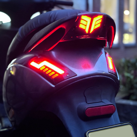 Alpha Styling LED turn signals Piaggio Zip with flow