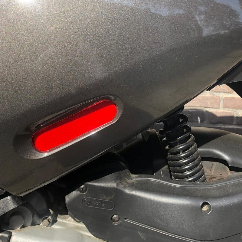 piaggio zip reflector rood