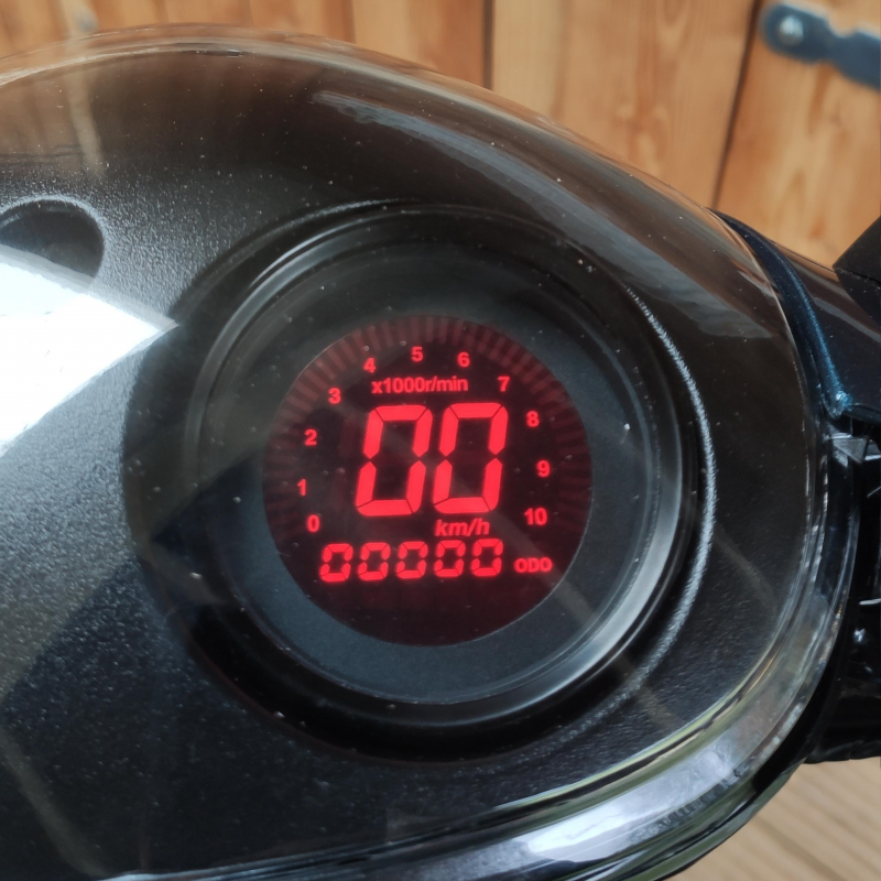 digitale teller voor piaggio zip rood