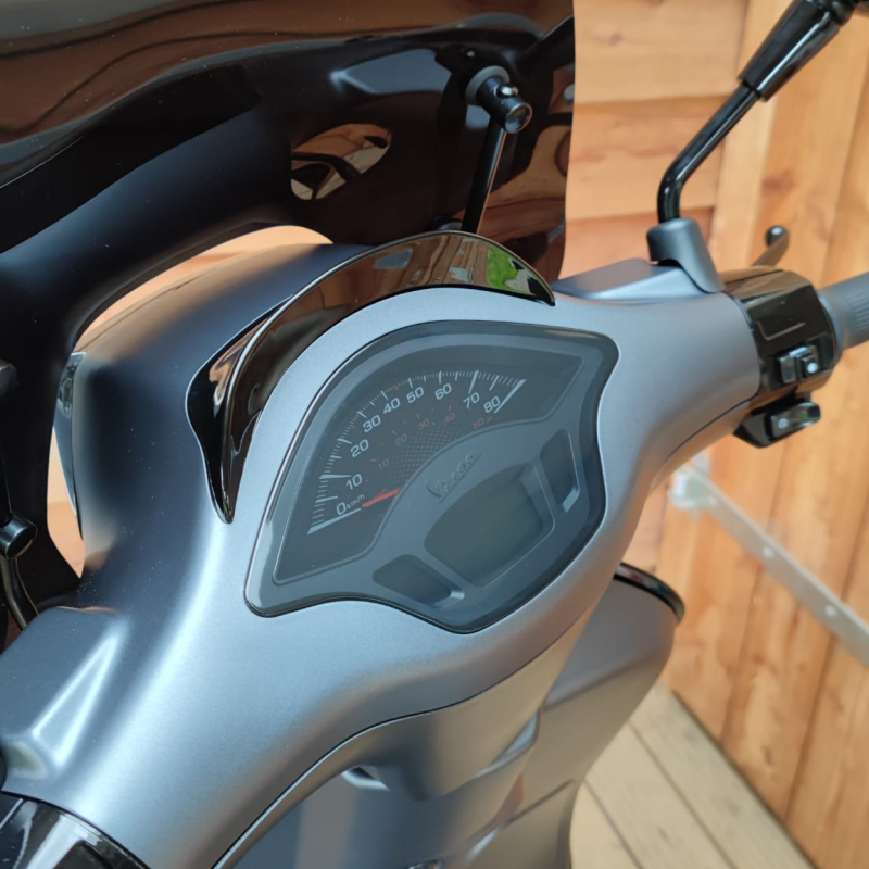 smoke kleurig tellerglas voor vespa sprint en primavera