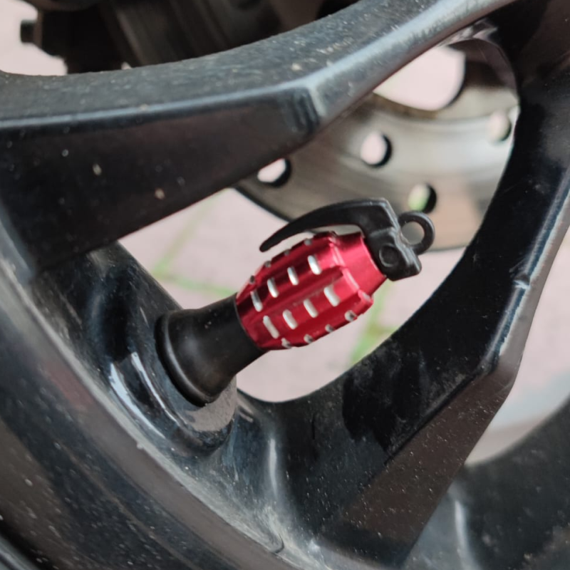 rode granaat ventieldopjes