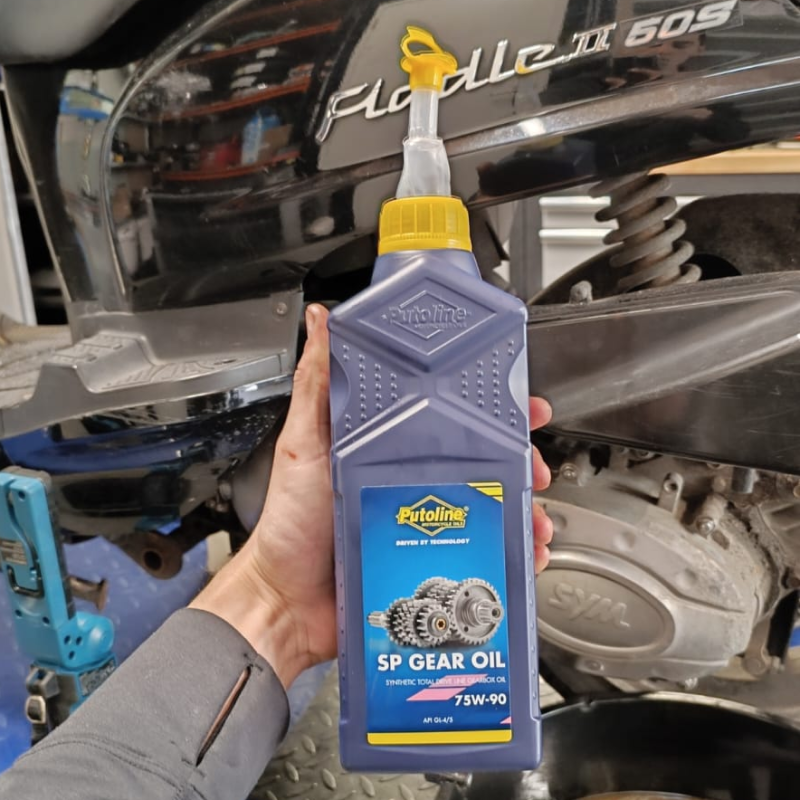 Vertandingsolie 1L Putoline SP Gear Oil 75W90