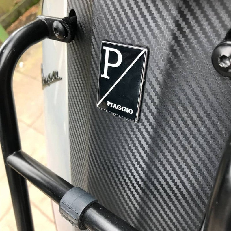 carbon folie op vespa sprint