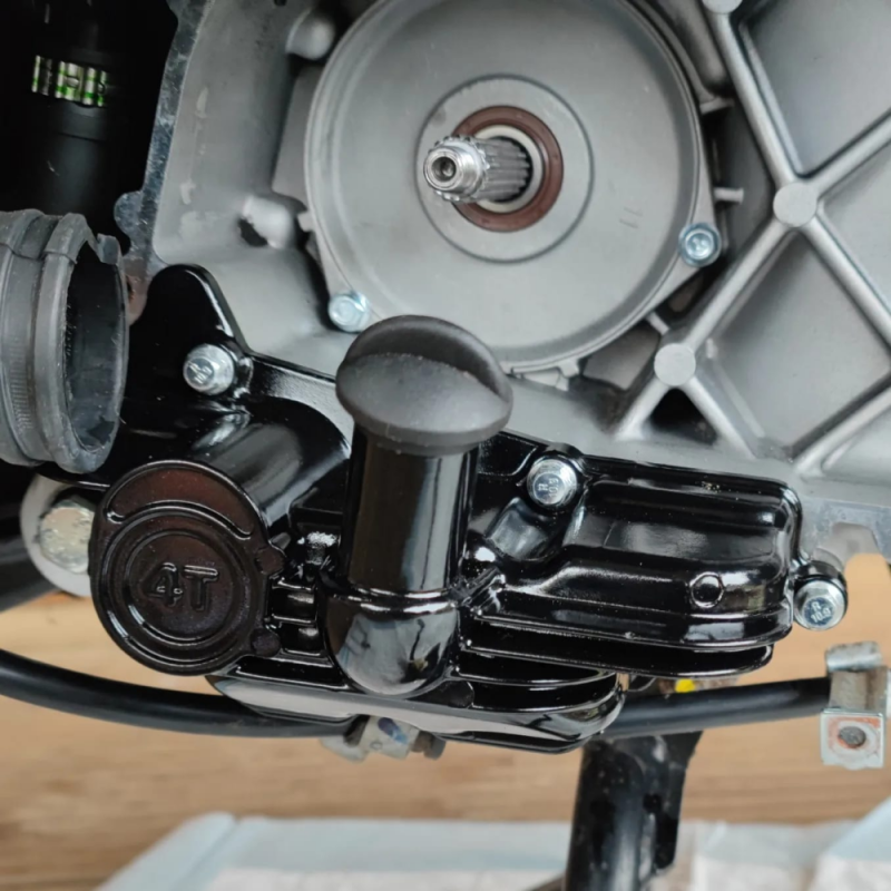 zwarte olie carterdeksel voor vespa en piaggo zip